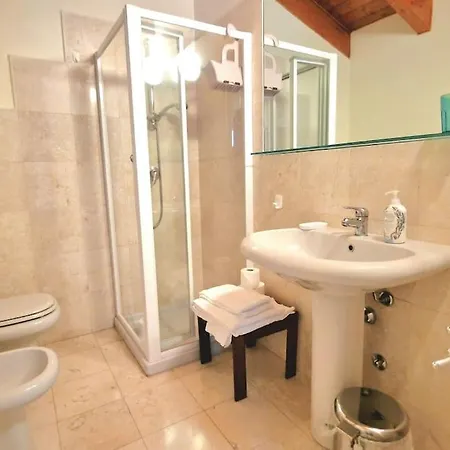 Apartment Benaco *