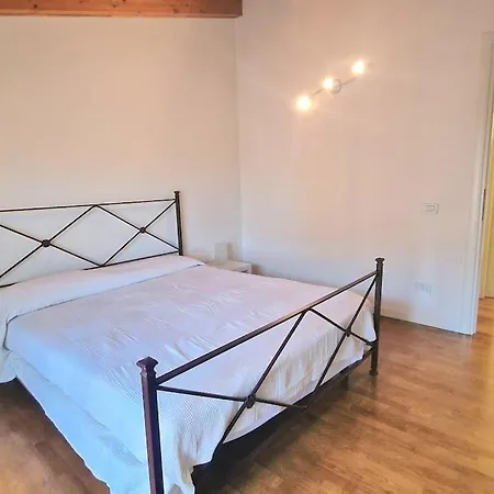 Benaco Apartment
